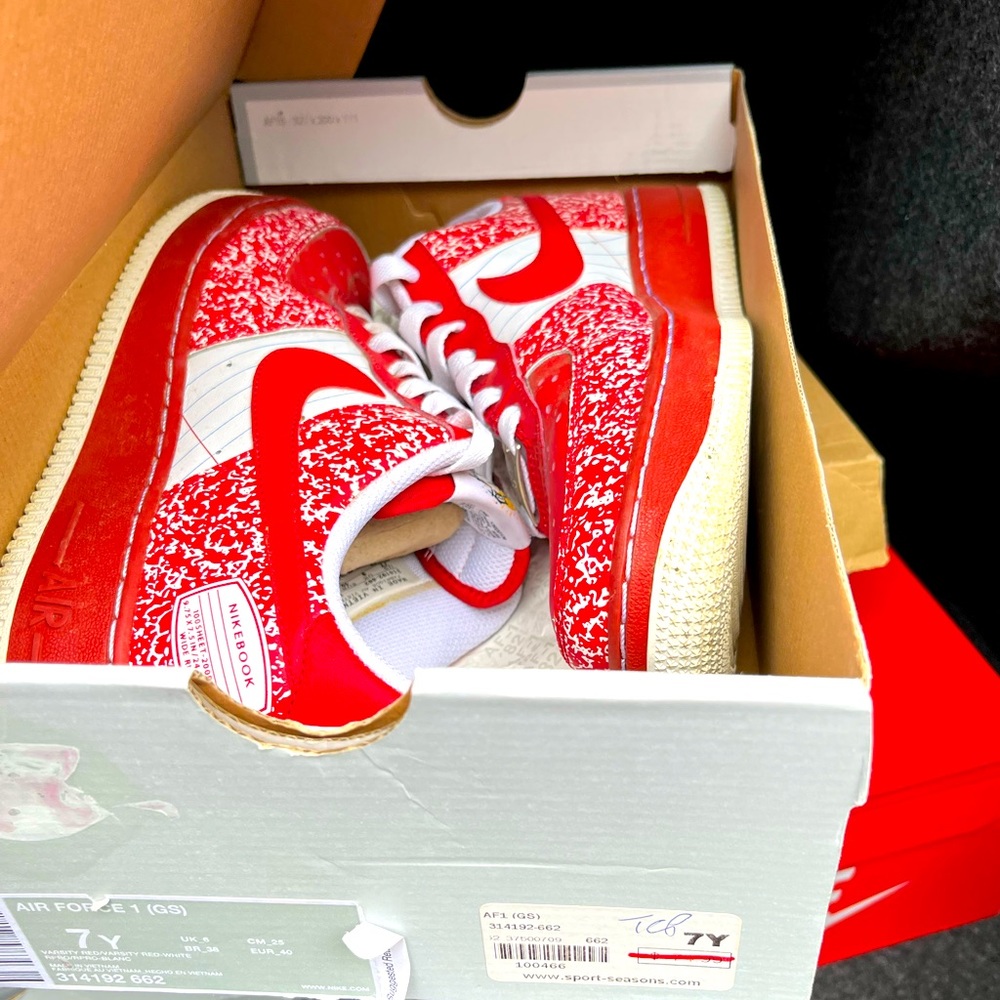 Sneaker